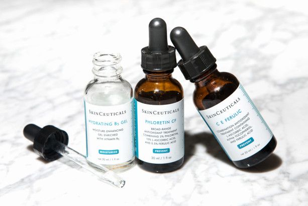 Prevent the Signs of Aging with Topical Serums<